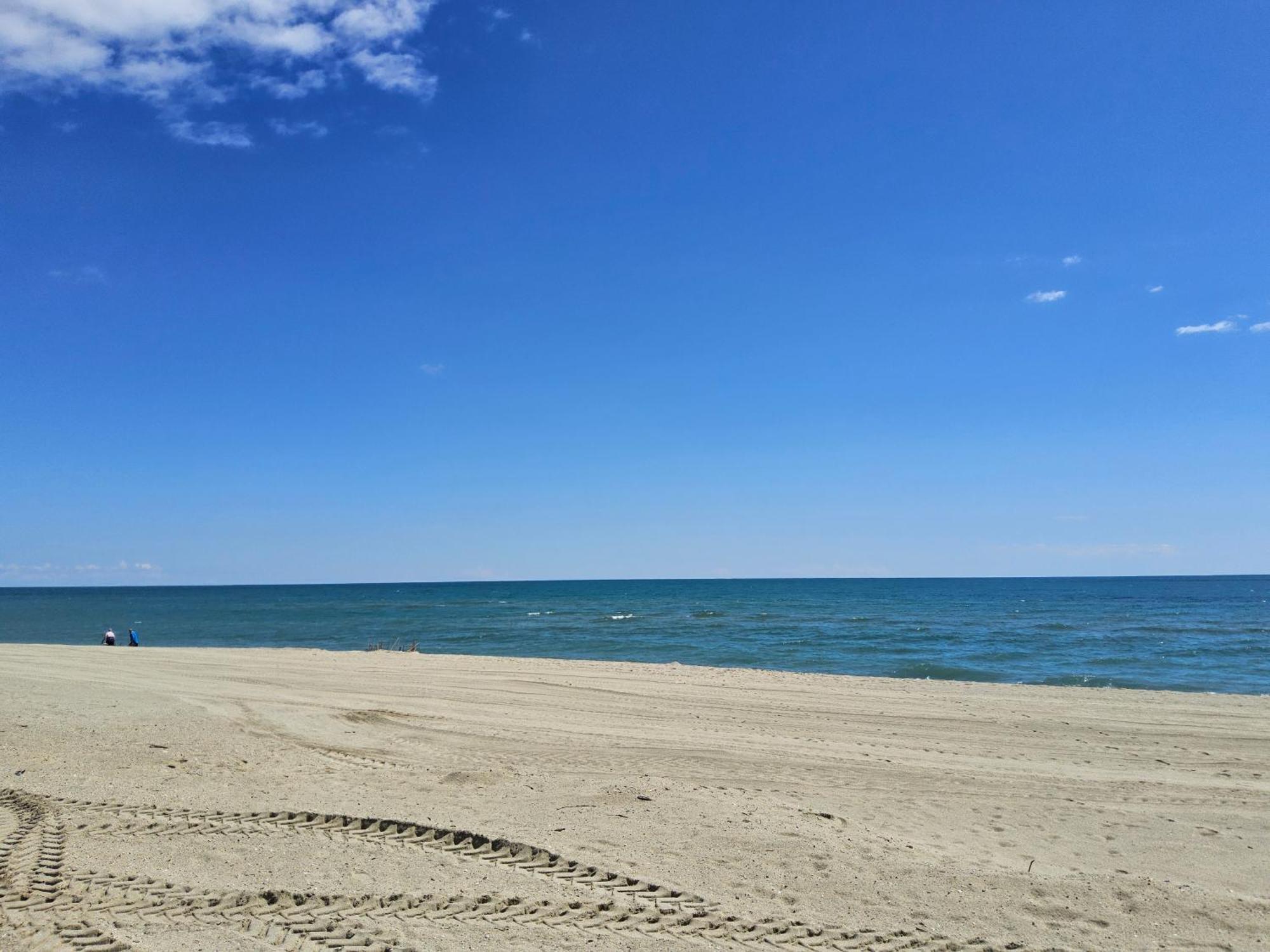 L'Azur 4 Pers Clim Parking Acces Plage Direct Le Barcarès Esterno foto